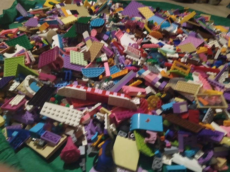 Лего френдс насипом 3 кг