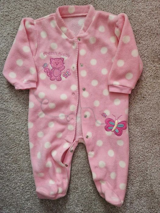 Rozowy polarek pizamka 6-9miesięcy
