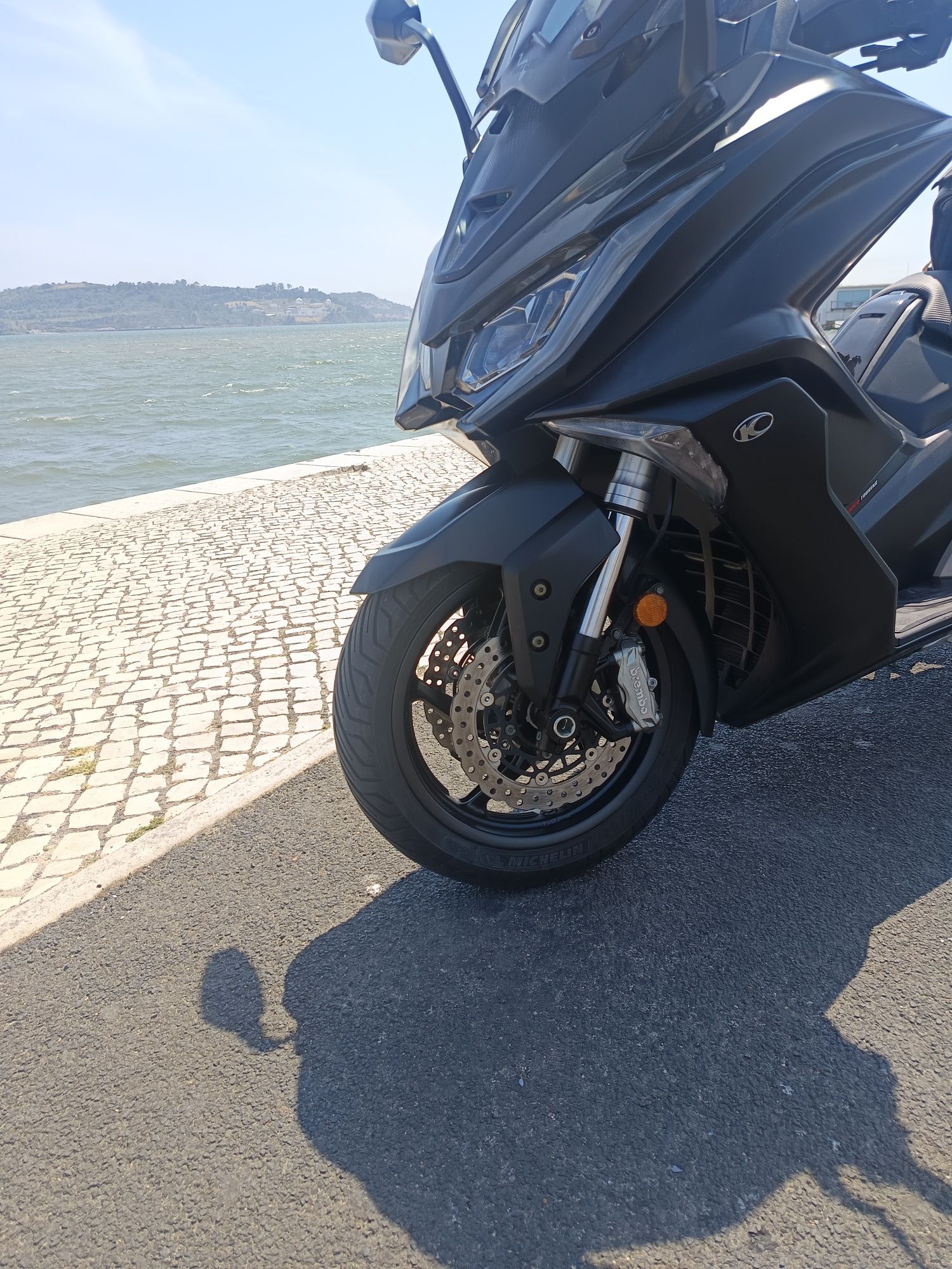 Vendo kimco Ak 550