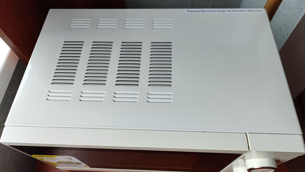 Мікрохвильова піч Vegas