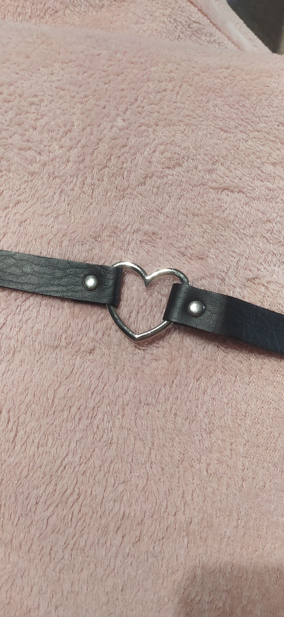 Choker/opaska z sercem