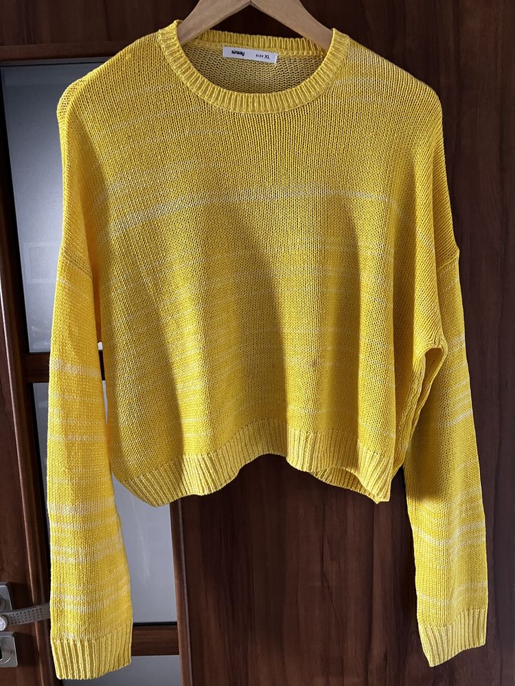 Żółty sweter Sinsay