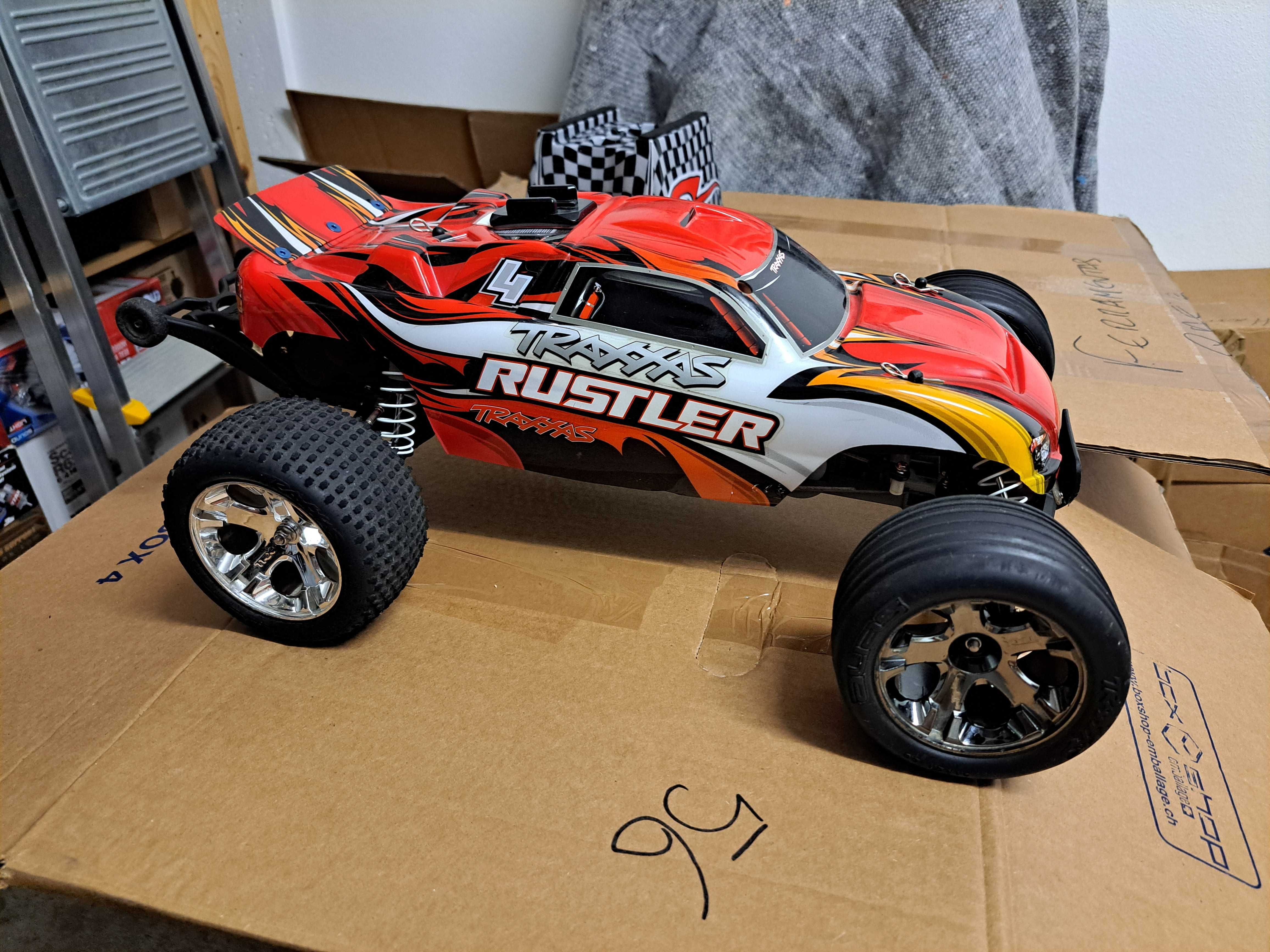 Traxxas Rustler 2WD
