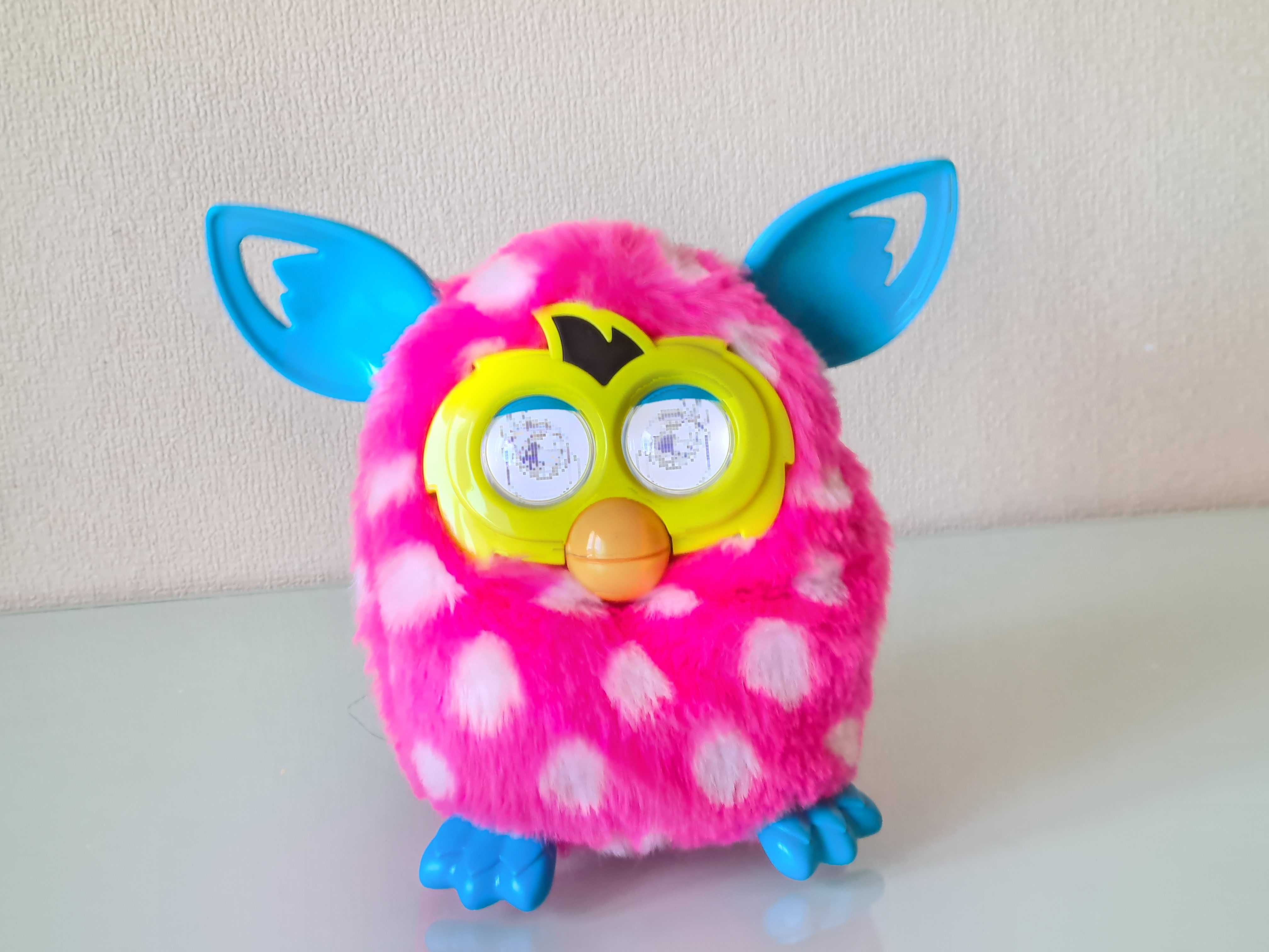 Furby Różowy w Grochy Polska wersja