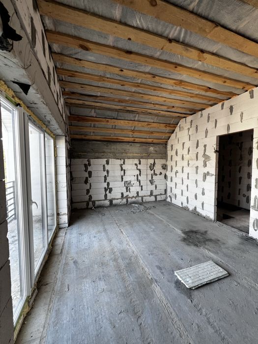 Таунхус, с.Чайки, 98 м2, 2 поверхи, до м. Житлмирська 5 хв