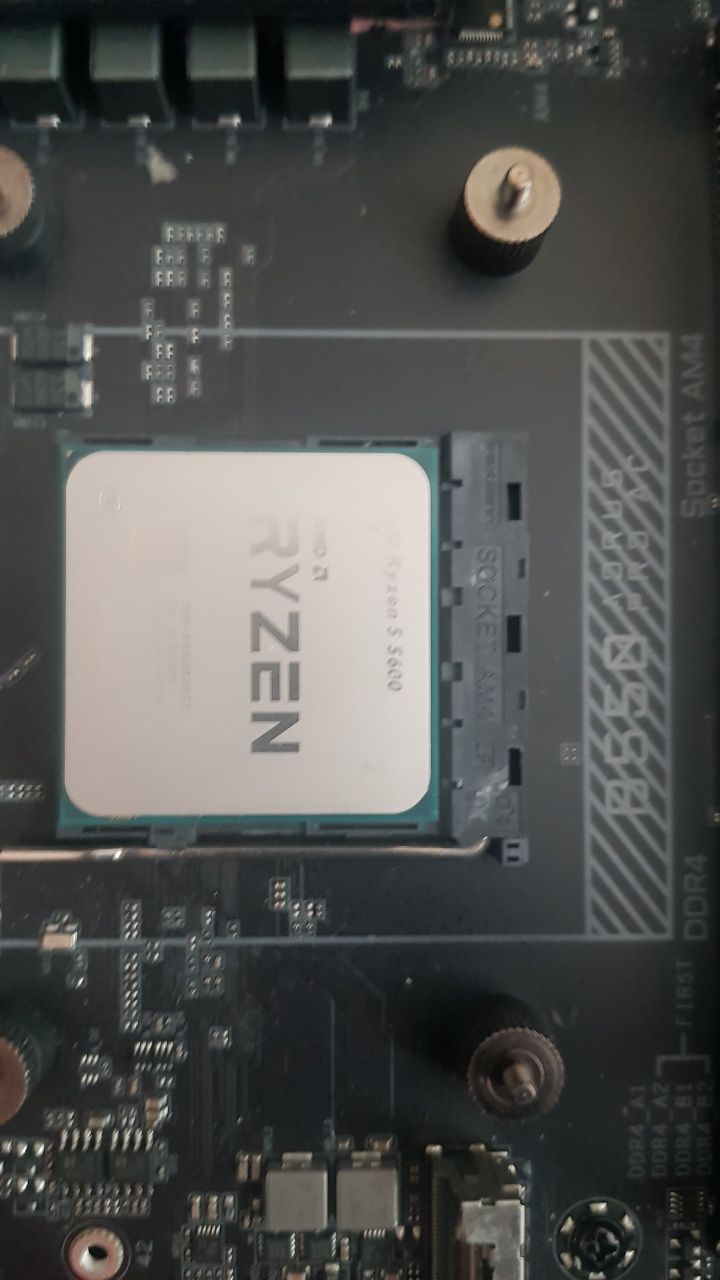 Zestaw płyta b550, procesor r5 5600, ddr4 24gb