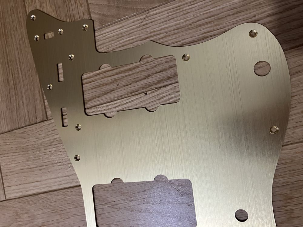 Maskownica golden brushed aluminium do Fender Jazzmaster Anniversary