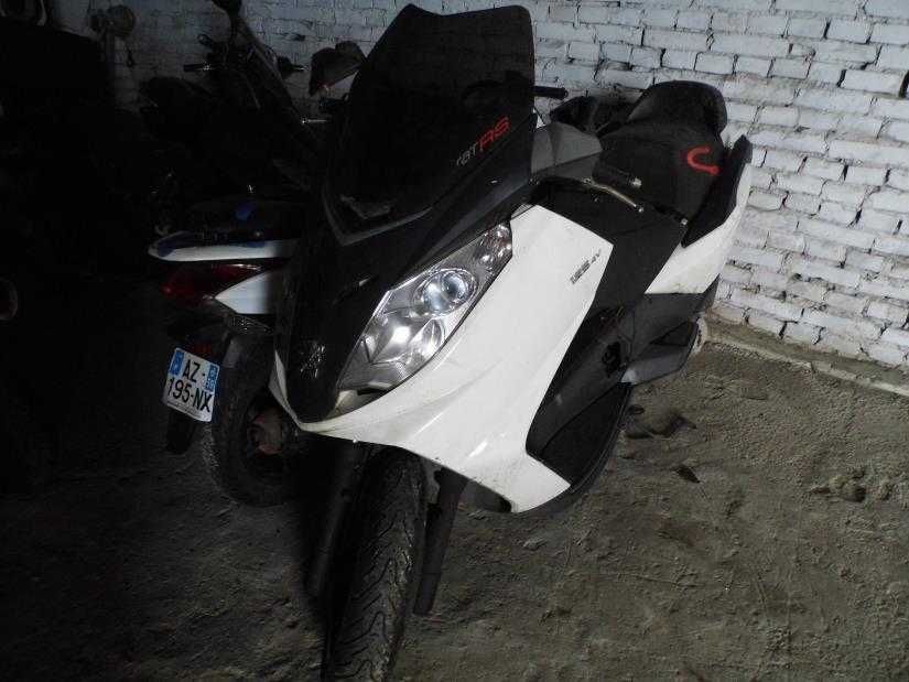 PEUGEOT SATELIS 125 czesci silnik czasza oparcie szyba rs bendix wydec