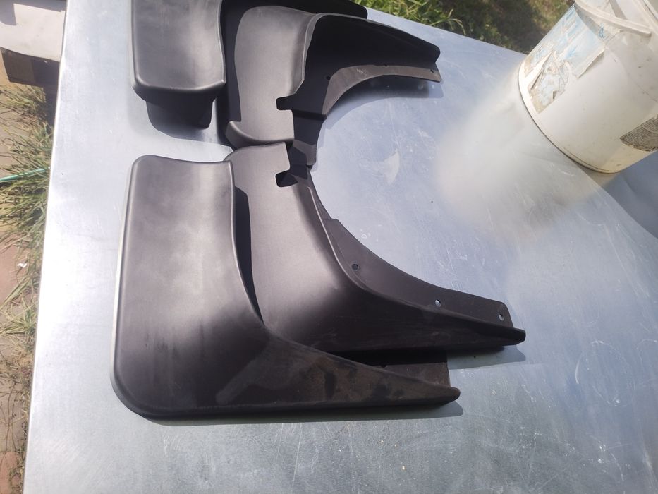 Бризговики Оутлендер ХЛ