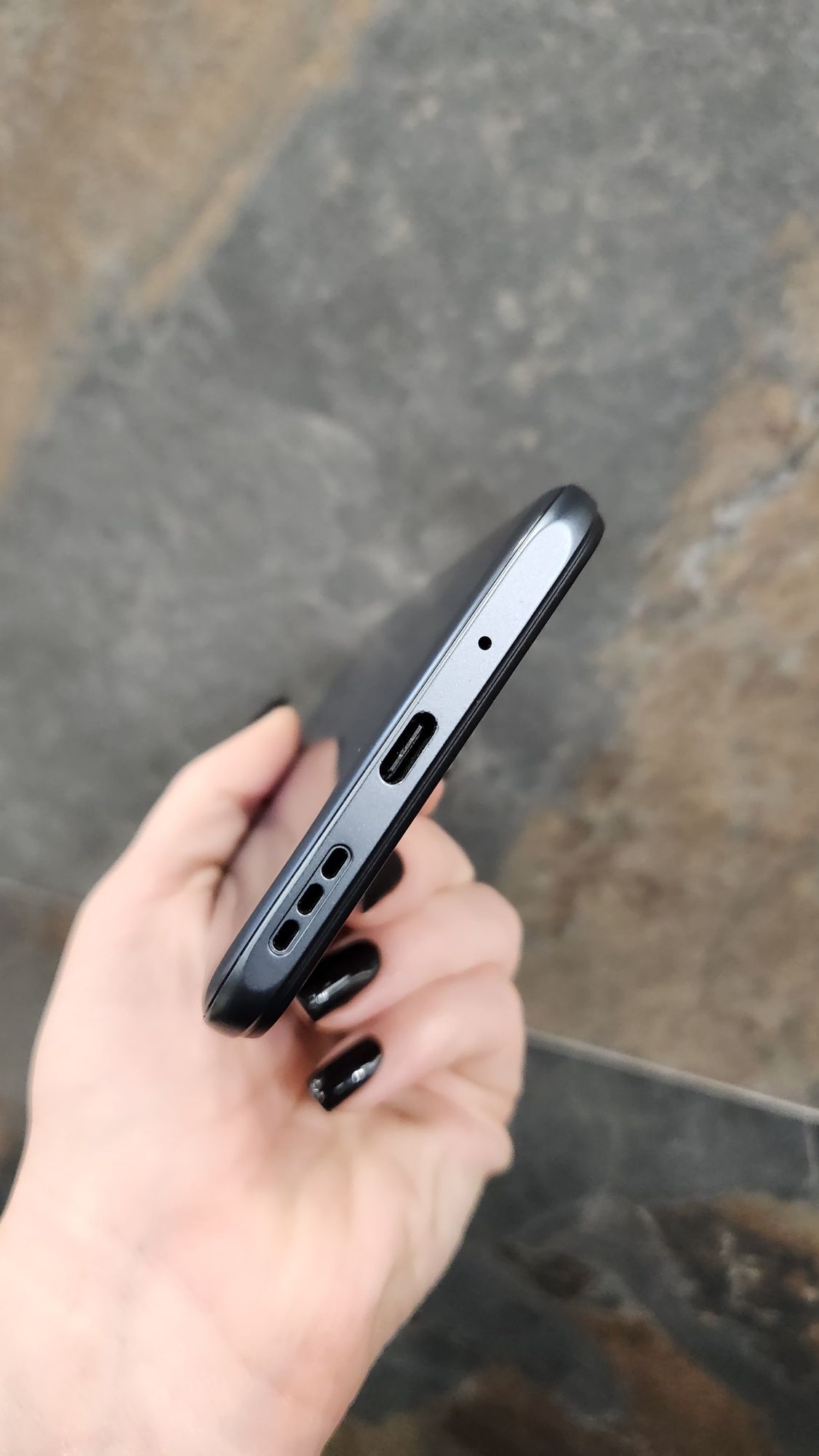 Xiaomi Redmi Note 10T 5G 4/64 space grey

Продаю