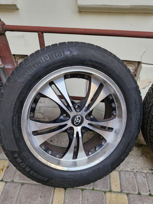 Зимова гума 225/55/17