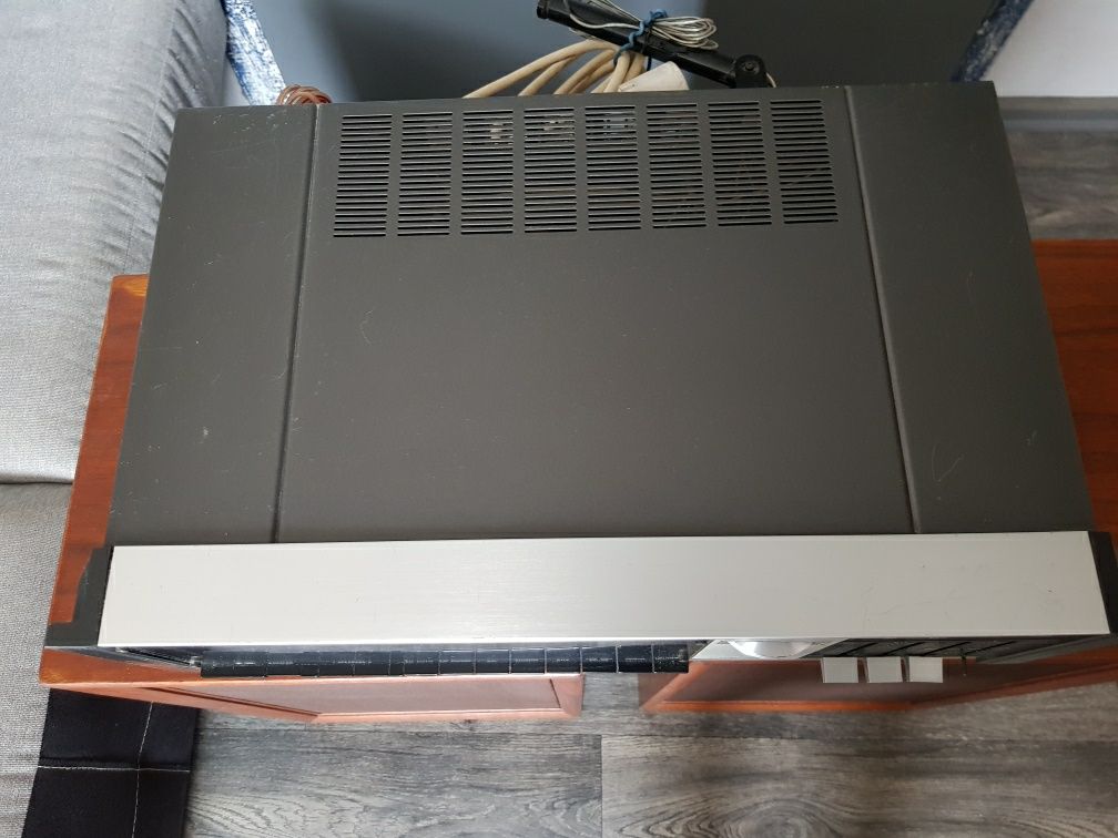 Amplituner JVC JR-S100

Sprawny . Brak nakładki na suwak od treble . S