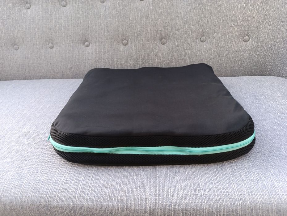 Poduszka antyodleżynowa do wózka inwalidzkiego