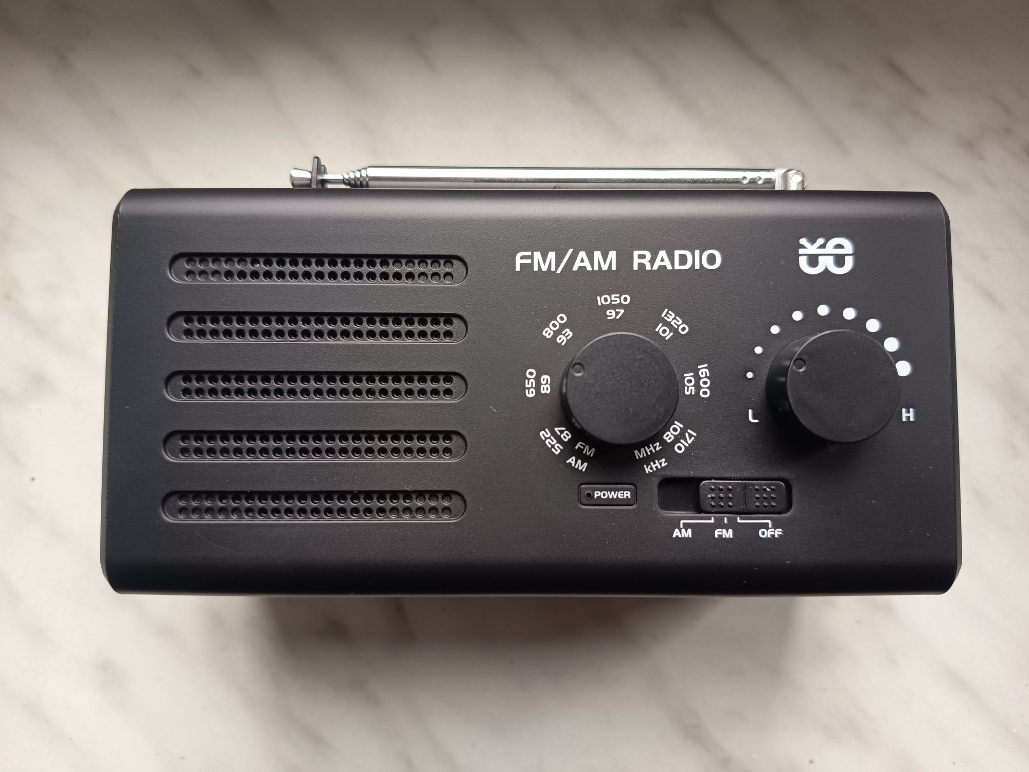 Radio przenośne FM/AM na baterie