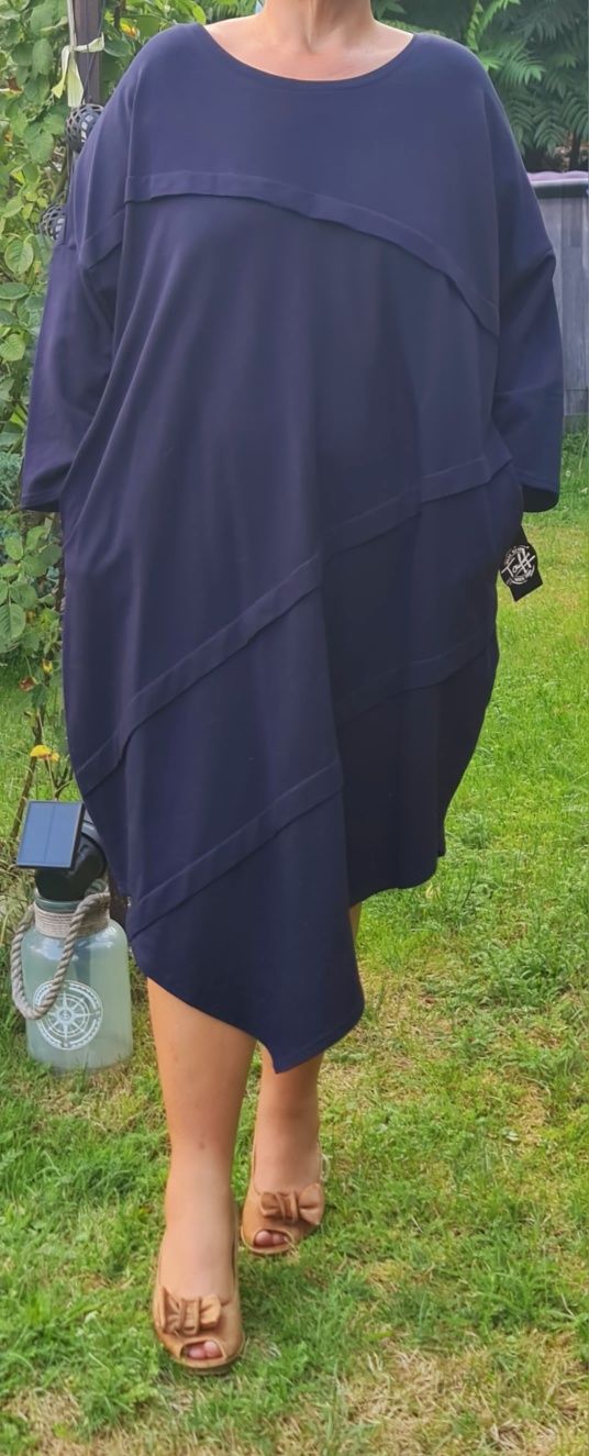 Nowa sukienka Taffi plus size/oversize