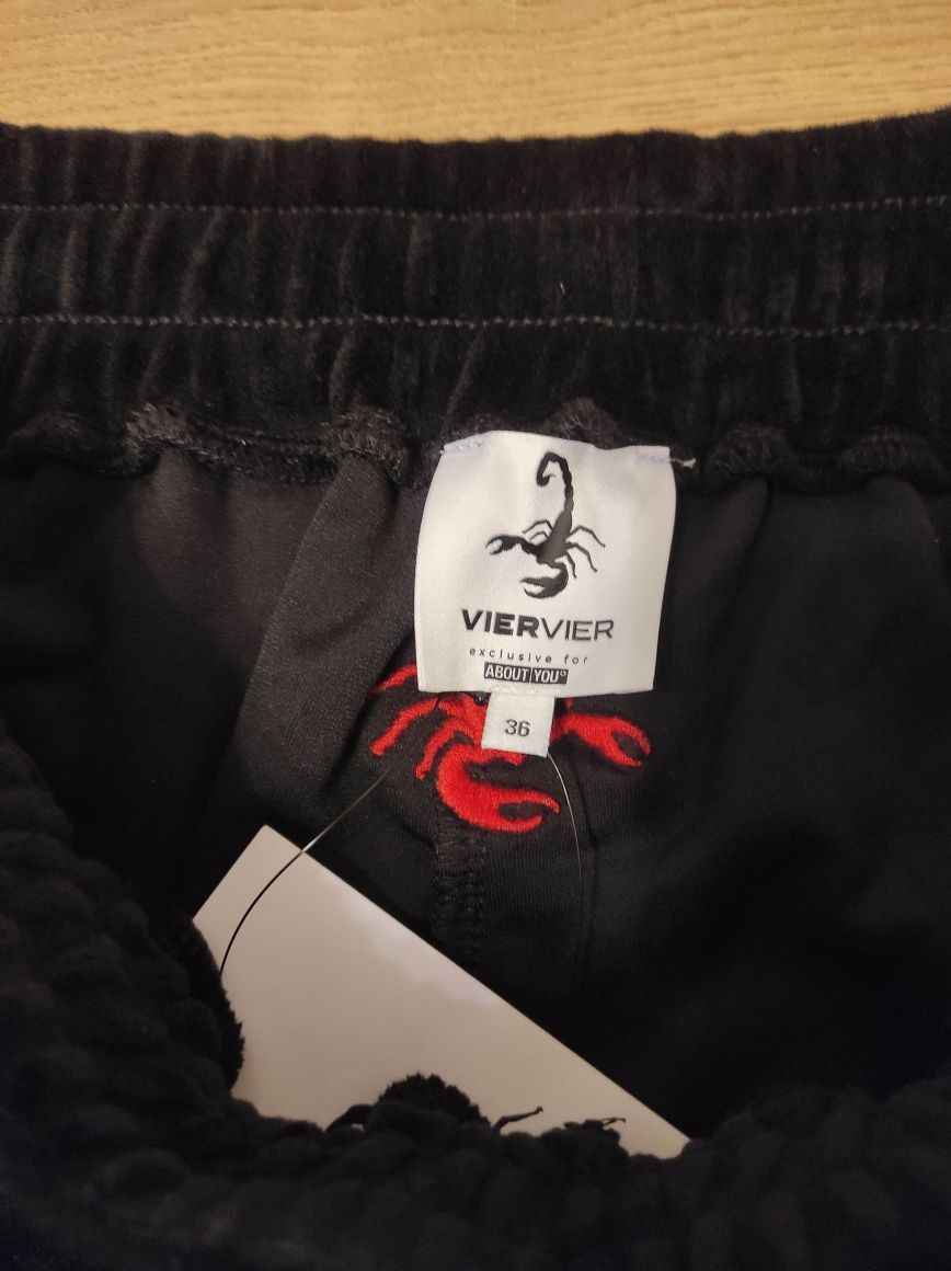 Damskie spodnie dresowe Viervier 36