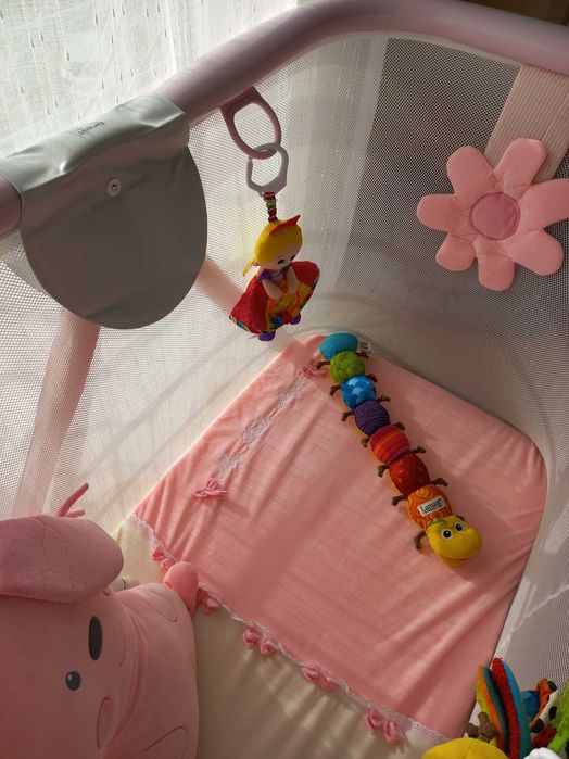 Parque infantil da marca Brevi