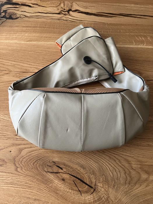 Масажер роликовий Massager of Neck Kneading з підігрівом Бежевий