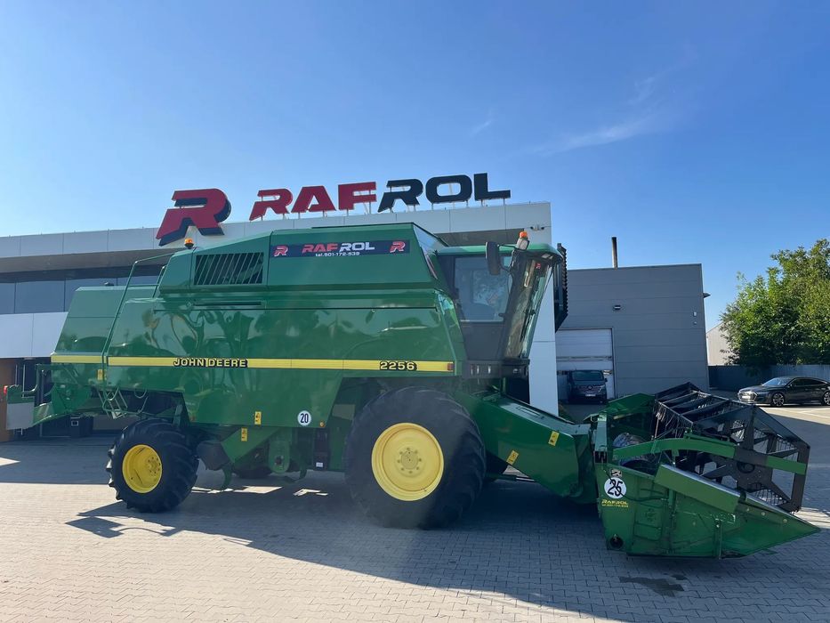 John Deere 2256  Rezerwacja
