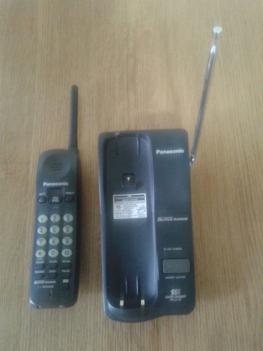 2 Телефони Panasonic