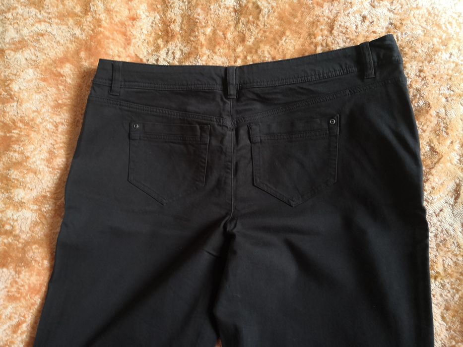 Джинсы новые р 56 со стрейчем