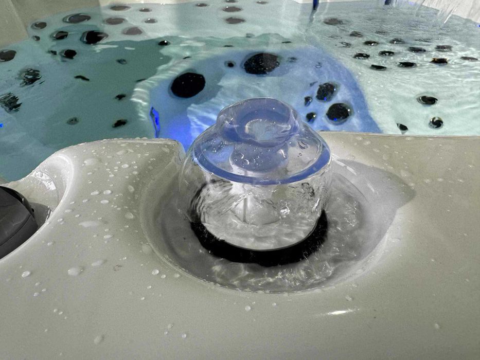 Jacuzzi z hydromasażem wanna ogrodowa luksusowe SPA dla 3,4,5,6 osób