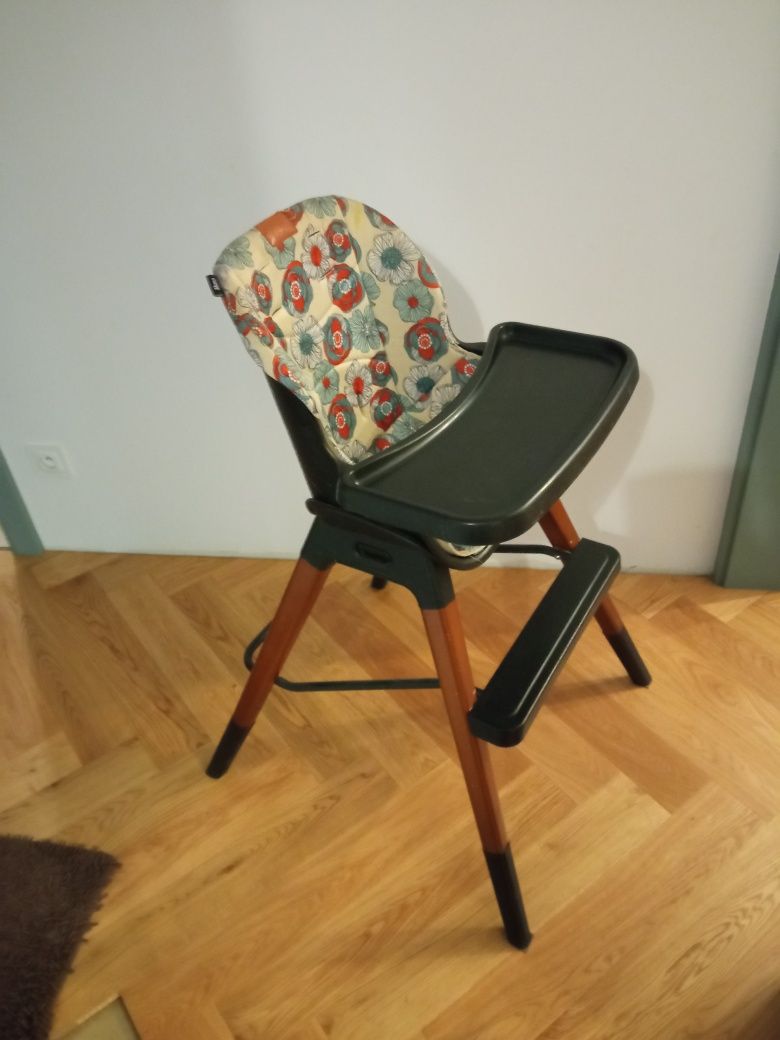 Krzesełko dziecięce firmy Lionelo Mona