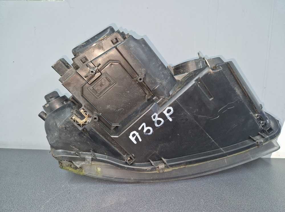 Audi A3 8P 03-08r. Lampa Przód Lewa