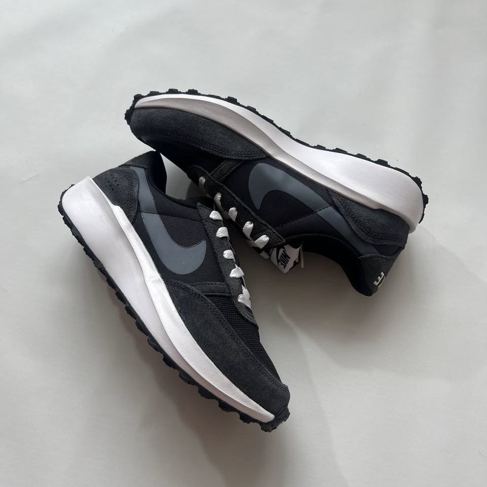 Кросівки Кроссовки Nike Waffle Debut Shoes Black / Off Noir FJ4195-001