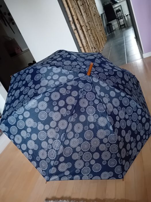 Nowy duży mocny  parasol