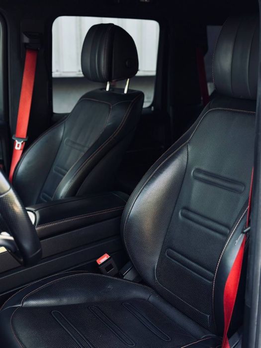 Wynajem aut klasy premium. Mercedes G400D AMG
