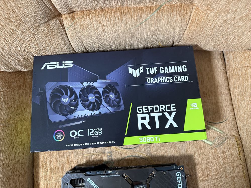 Відеокарта ASUS Geforce RTX