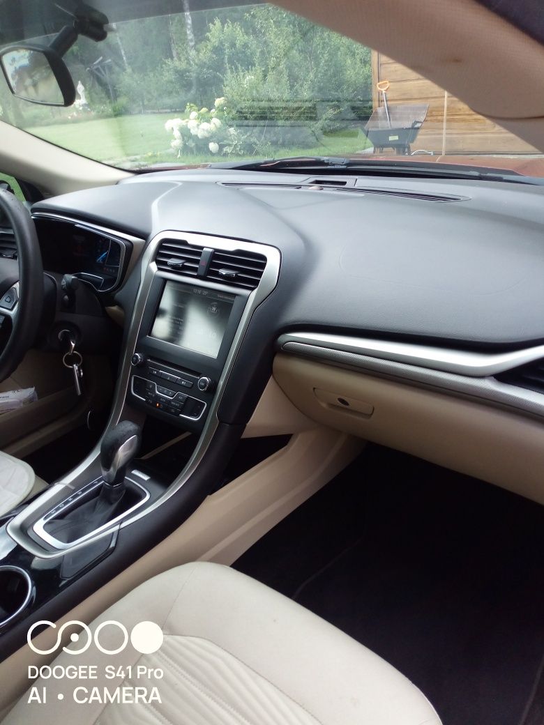 Ford Fusion 2015 r