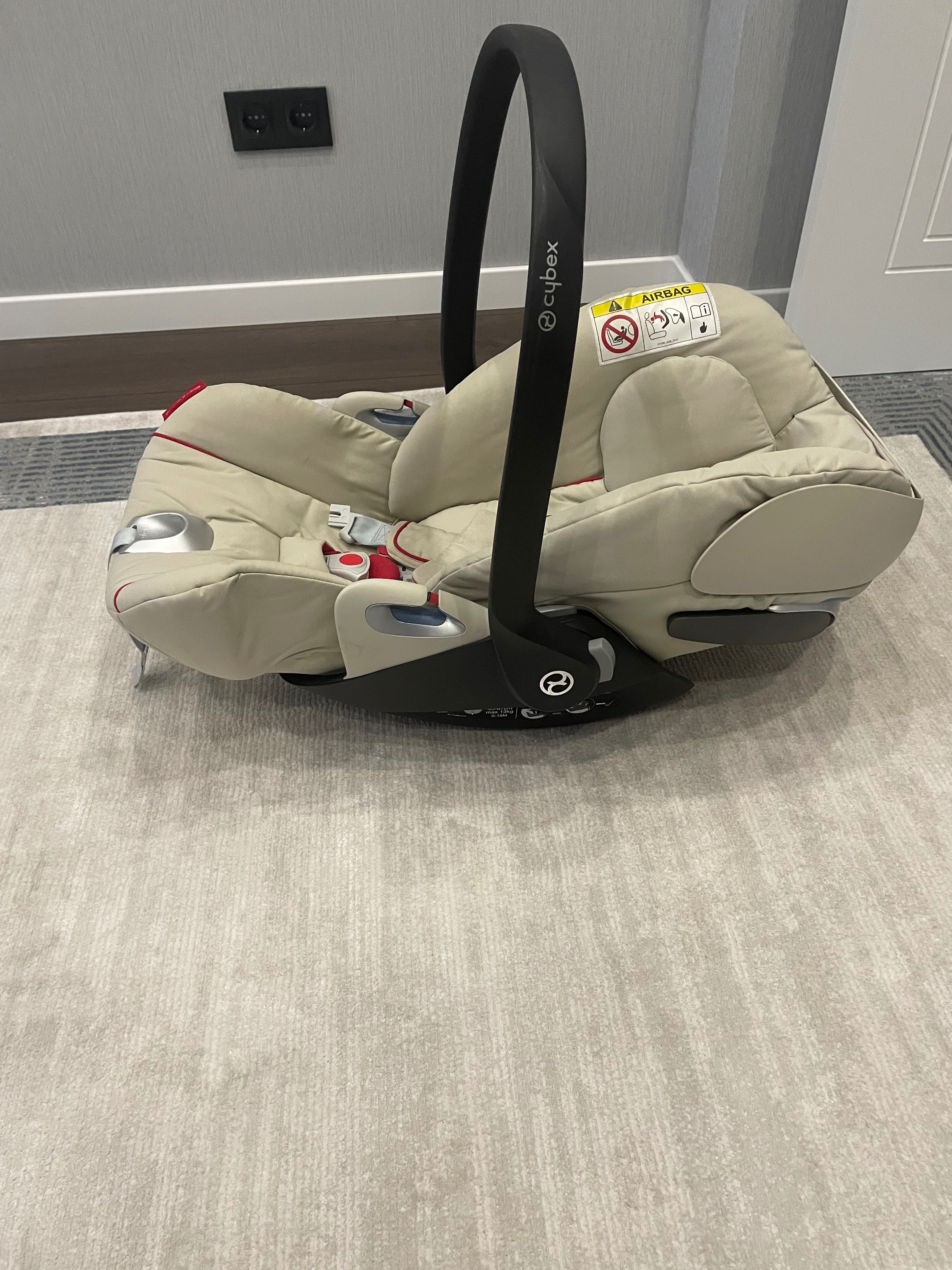 Автокресло Cybex Cloud Z i-Size Ferrari Silver Grey