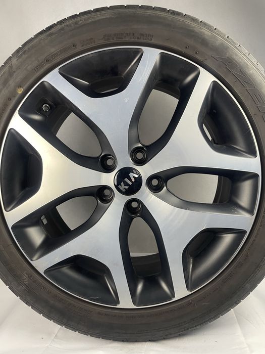 Komplet alufelg 19" Kia Sportage IV 5x114,3 + opony LETNIE 245/45R19