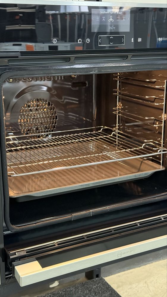 Вбудована духовка Neff B57CS22NO