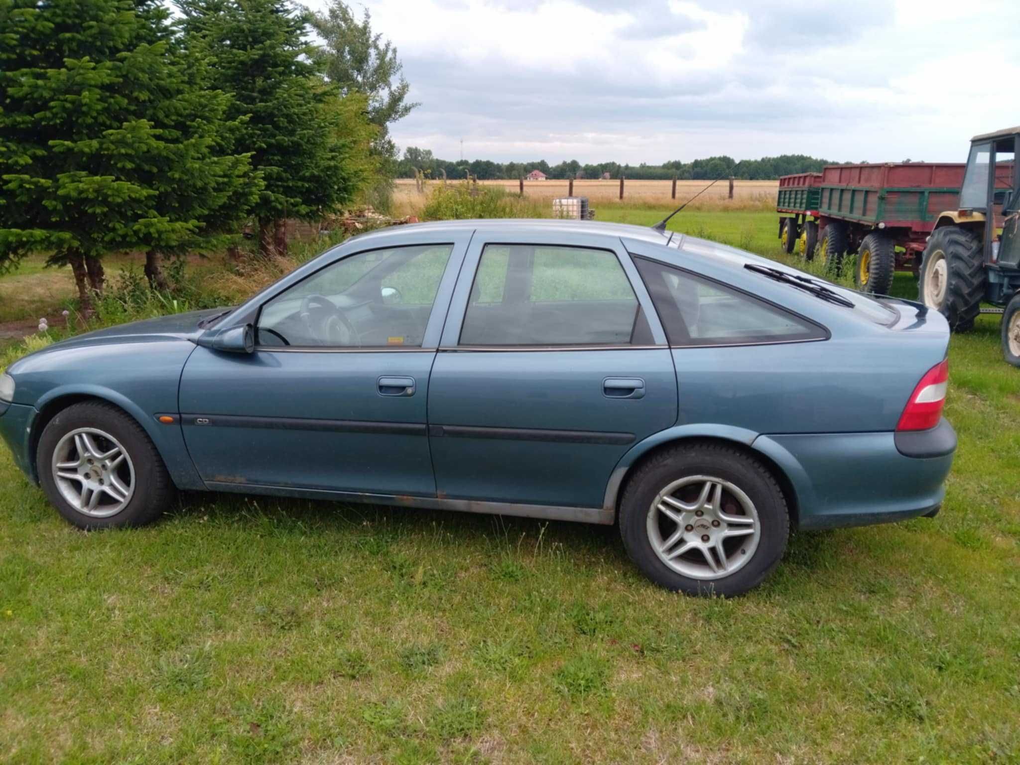 Opel Vectra B 1998r. 1.8 benzyna klima niesprawna. Do połowy listopada