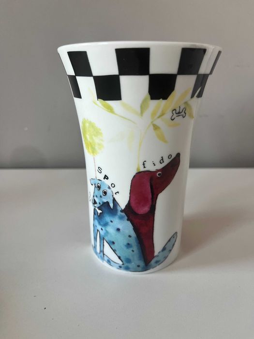Piękny, ceramiczny kubek z psami