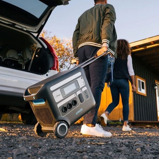 Зарядна станція Anker Solix F2000 2048Wh 2300W