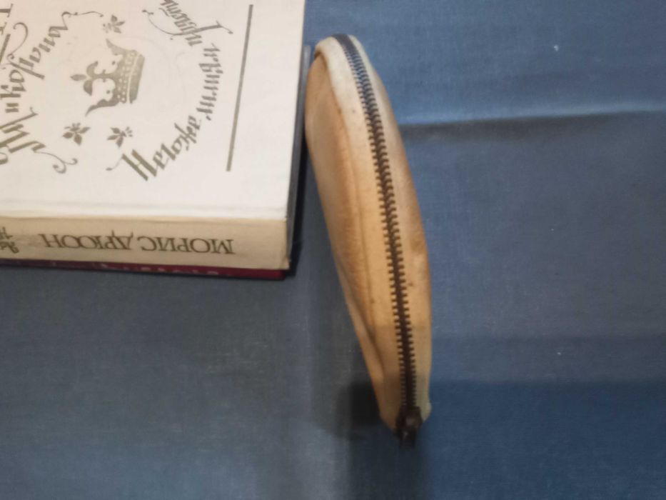 Цветок кованый металл и ваза СССР, Старинные ключи набором. Панно СССР