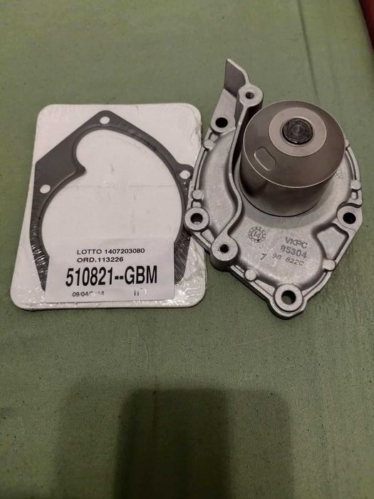 Pompa Wody VKPC 85304 SKF