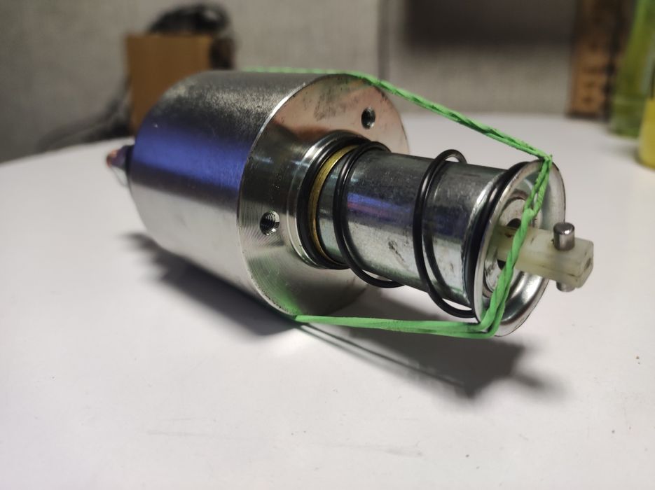 Продам реле втягивающего стартера Mercedes