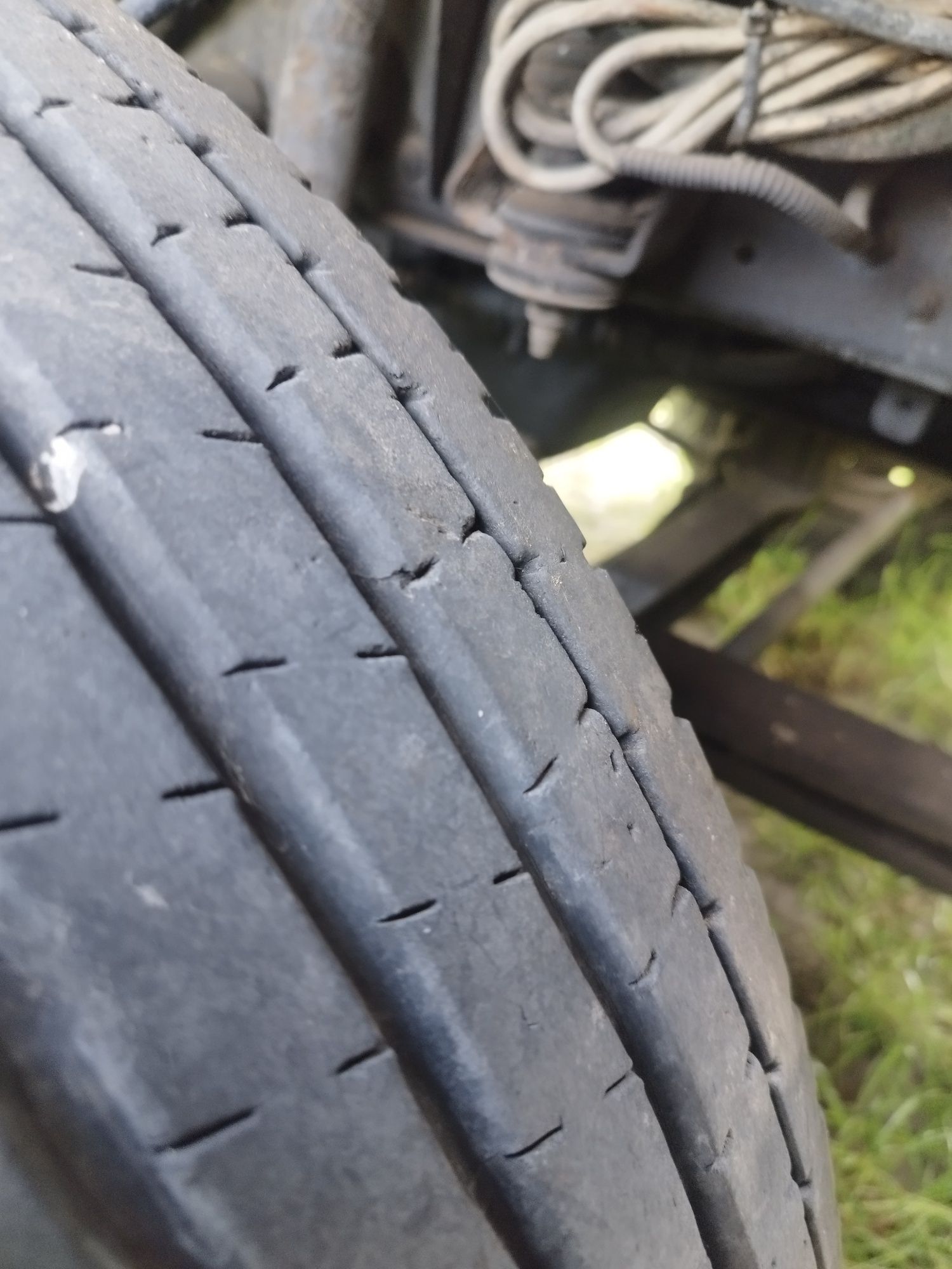 Koła 17,5 felgi opony Daf 45 235/75/R17.5 Triangle TR689