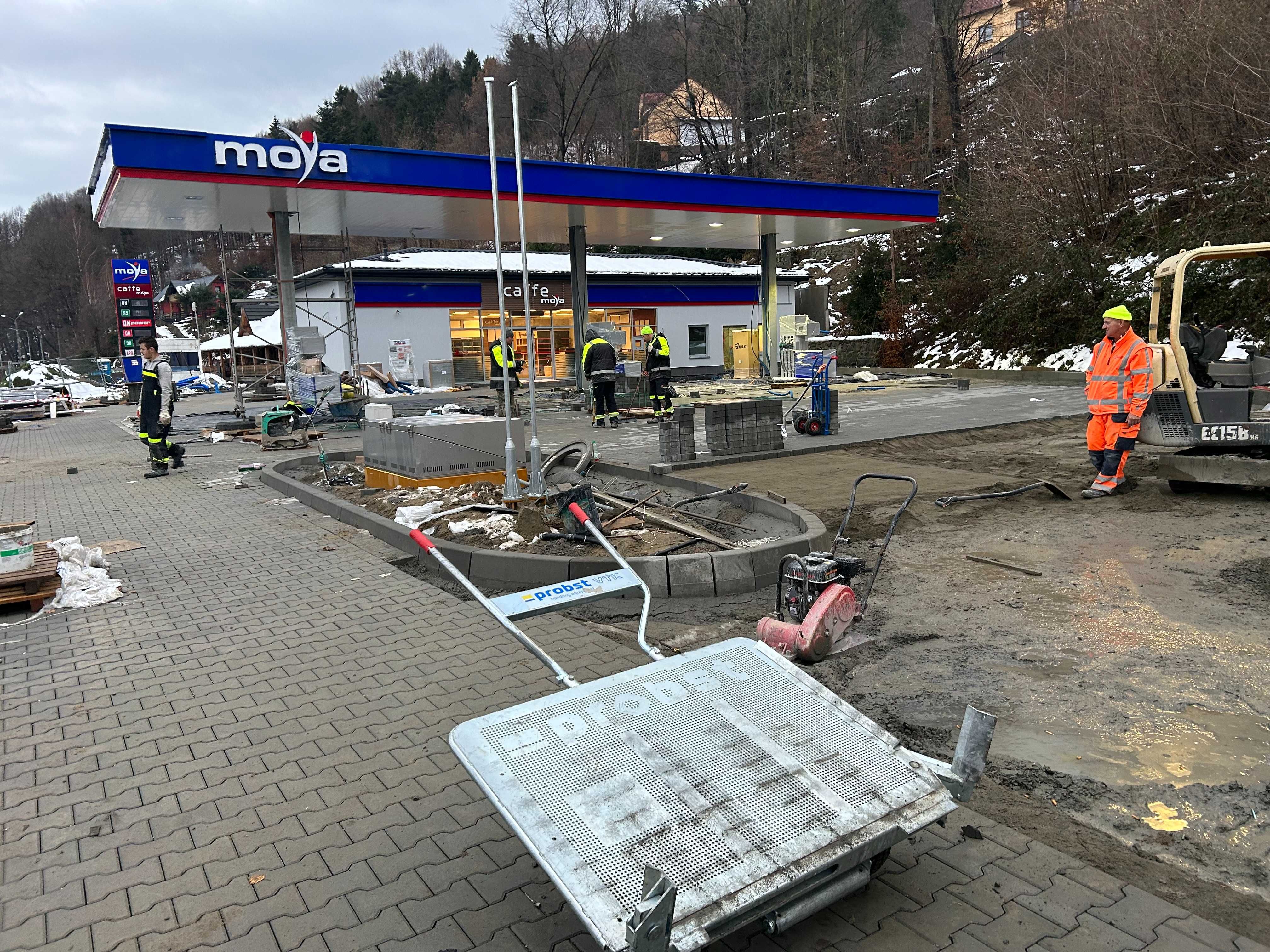 KANALIZACJA / BRUK / kostka brukowa / Roboty Ziemne