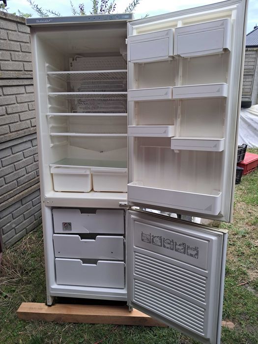 Zamrażarko - lodówka wys. 190 cm