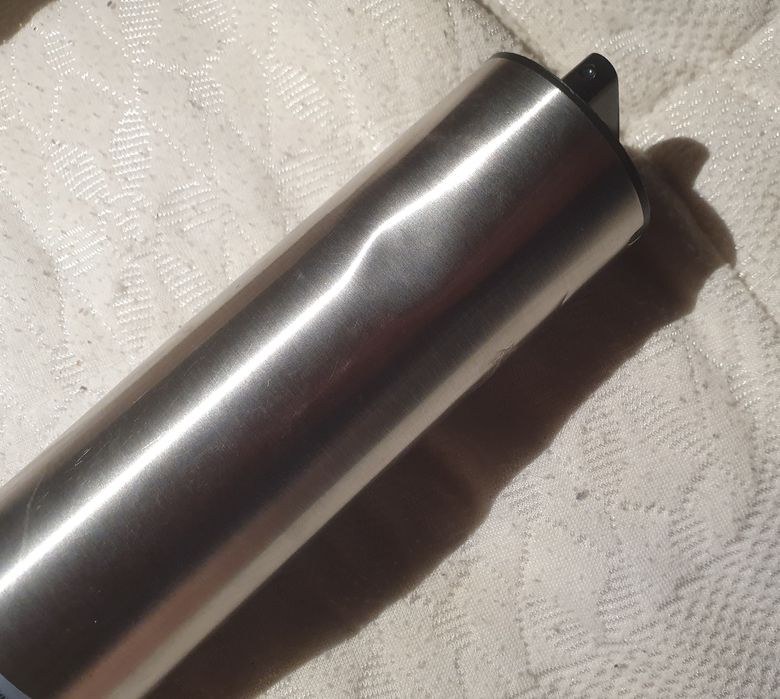 Korkociąg elektryczny do otwierania wina