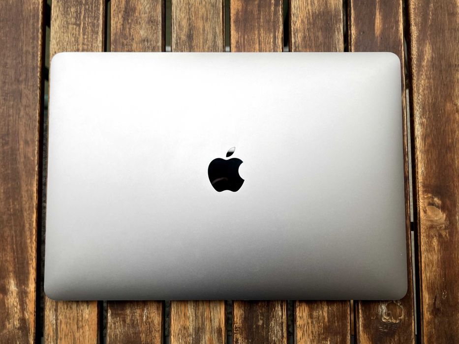 MacBook Pro 13” A1708 | i5 / 16 GB RAM / 1TB SSD! | Space Gray | SUPER