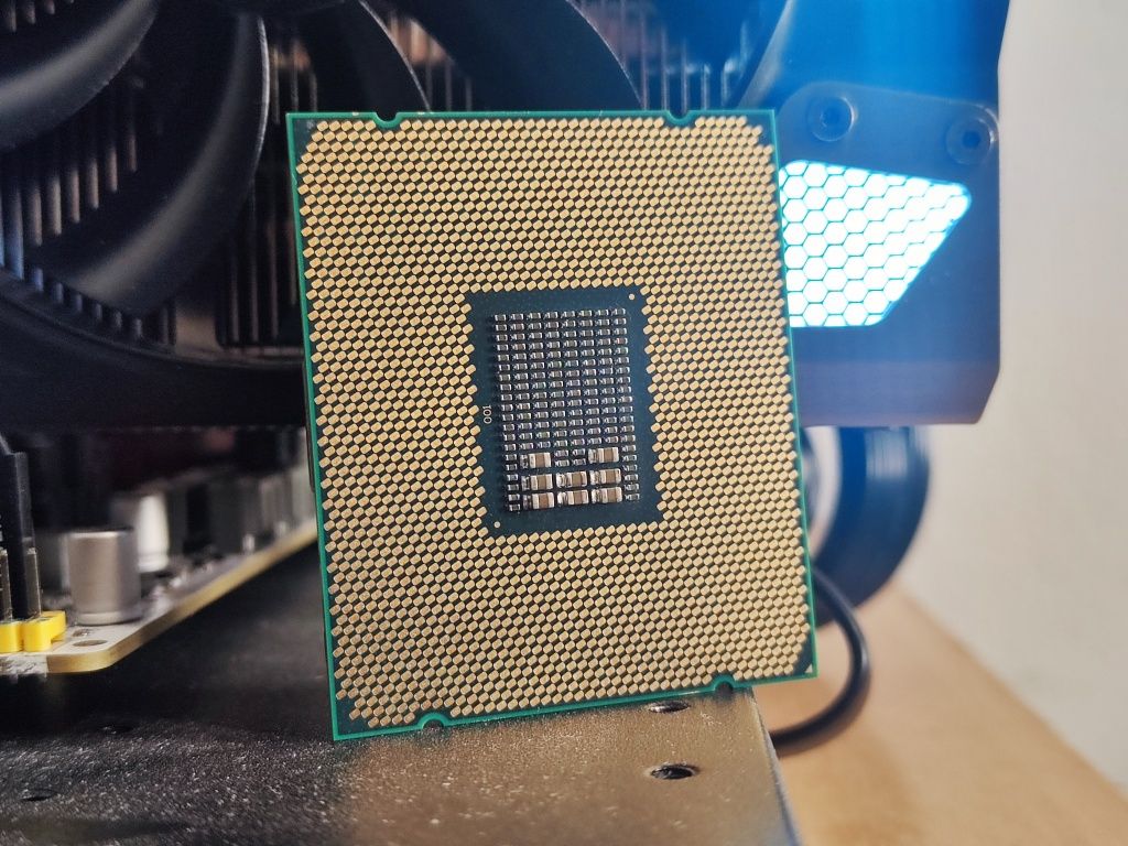 CPU Intel Xeon 2650V4 12/24