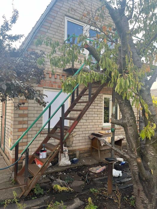 Дачний будиночок для відпочинку