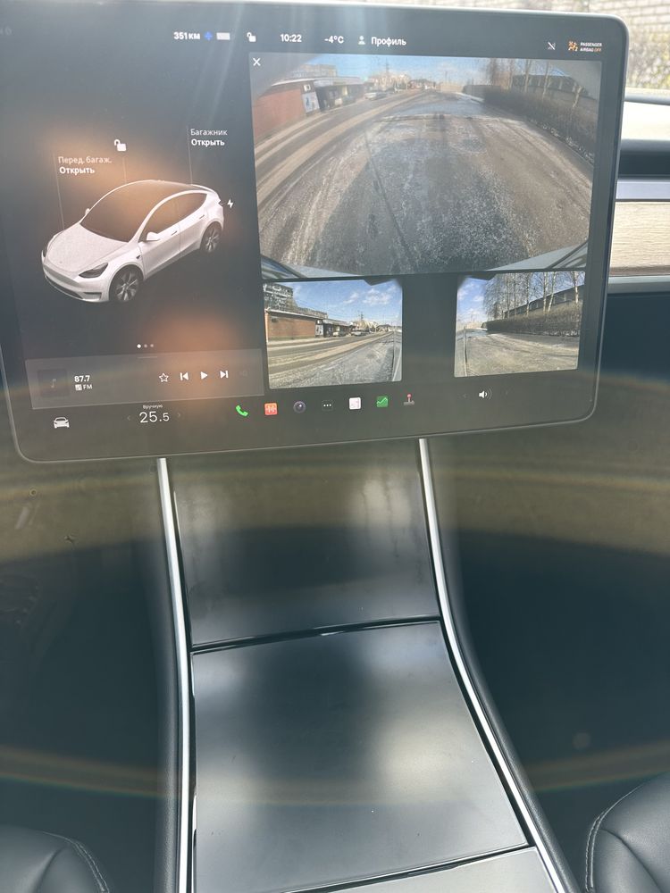 Tesla Mode Y long Range 75